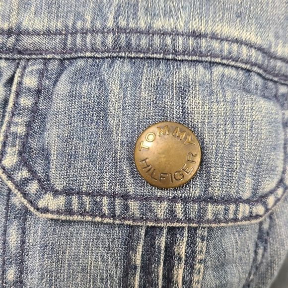 Vintage 90's Tommy Hilfiger Jean Jacket size Medium - Picture 6 of 9
